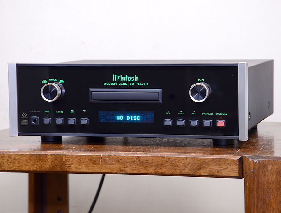 McIntosh MCD201 SACDプレーヤー