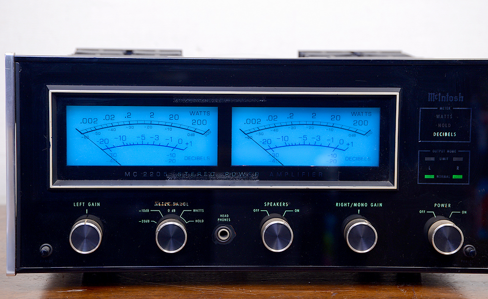 McIntosh マッキントッシュ MC2205 パワーアンプ