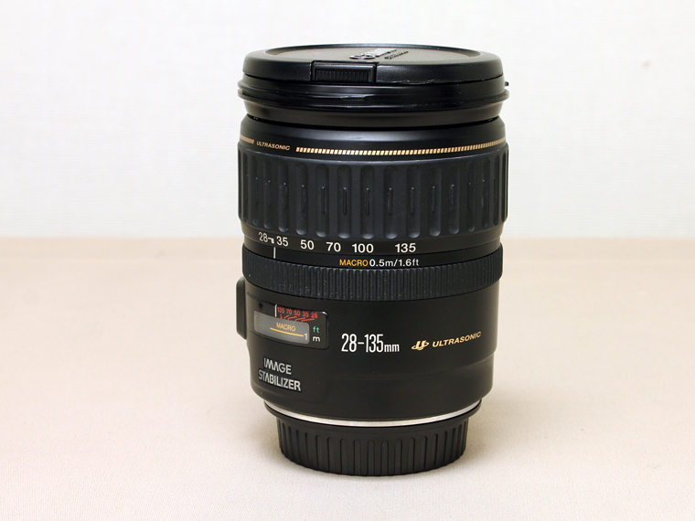 CANON ZOOM LENS EF 28-135mm 3.5-5.6 IS 1