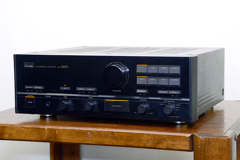 SANSUI サンスイ AU-α607 プリメインアンプ / 札幌の中古オーディオ