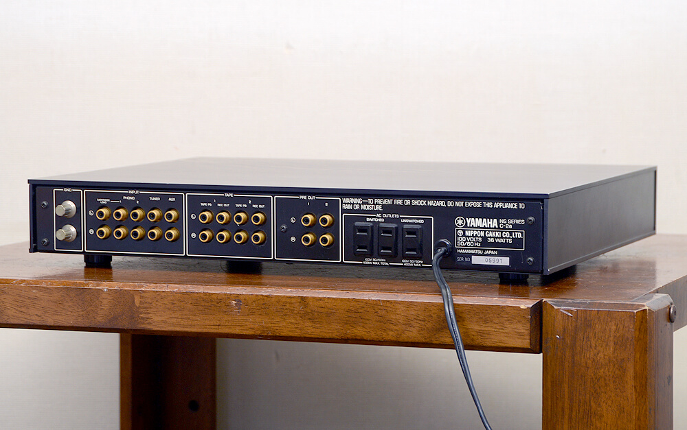 YAMAHA ヤマハ C-2a コントロールアンプ3枚目