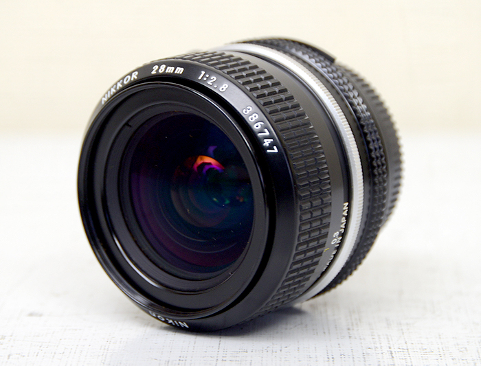 Nikon Ai NIKKOR 28mm F2 広角単焦点レンズ