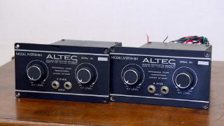 札幌市豊平区で買取した ALTEC N1209-8A クロスオーバー