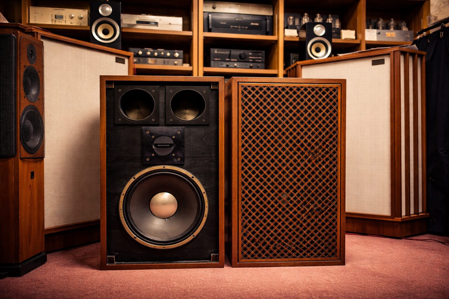 札幌市中央区にて SANSUI 2130 スピーカーを買取しました