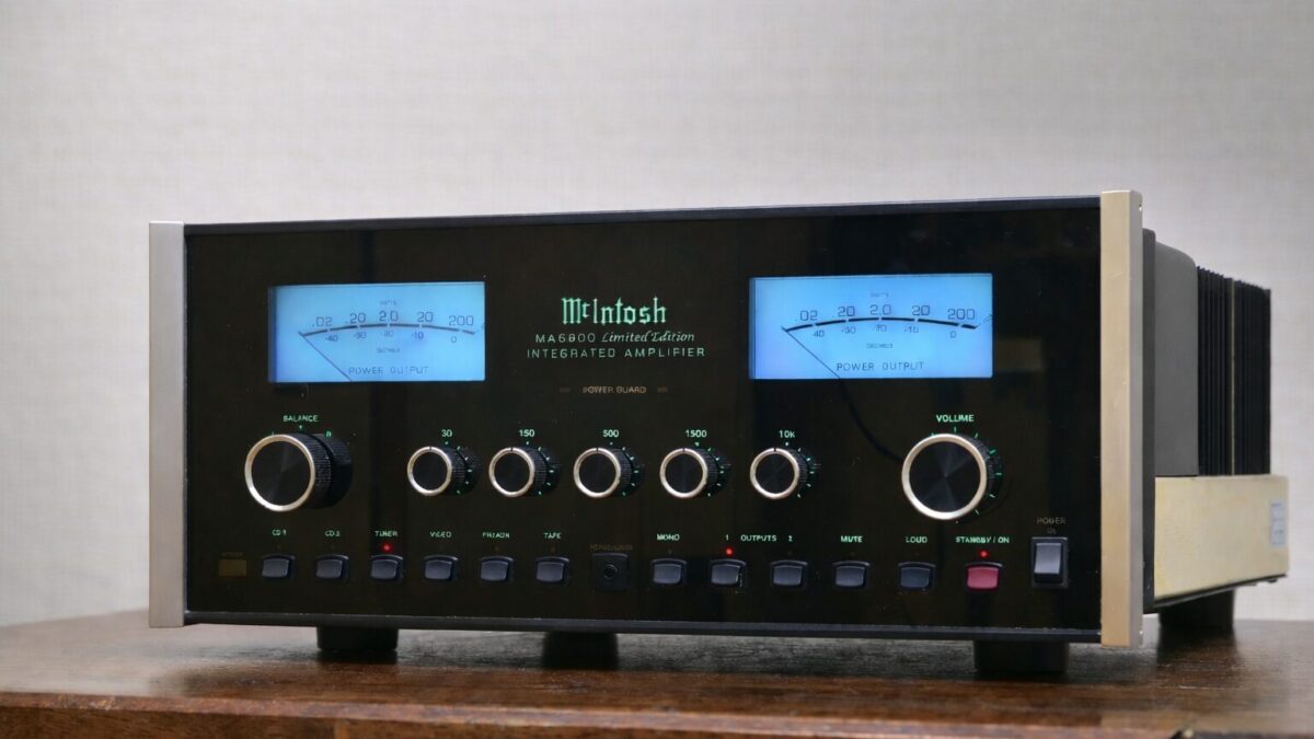 McIntosh プリメインアンプ MA6900G Limited Edition 入荷しました